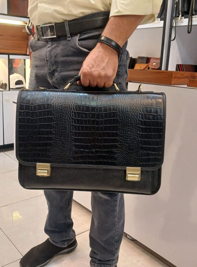 کیف اداری چرم دوقفل رمزدار کد p101