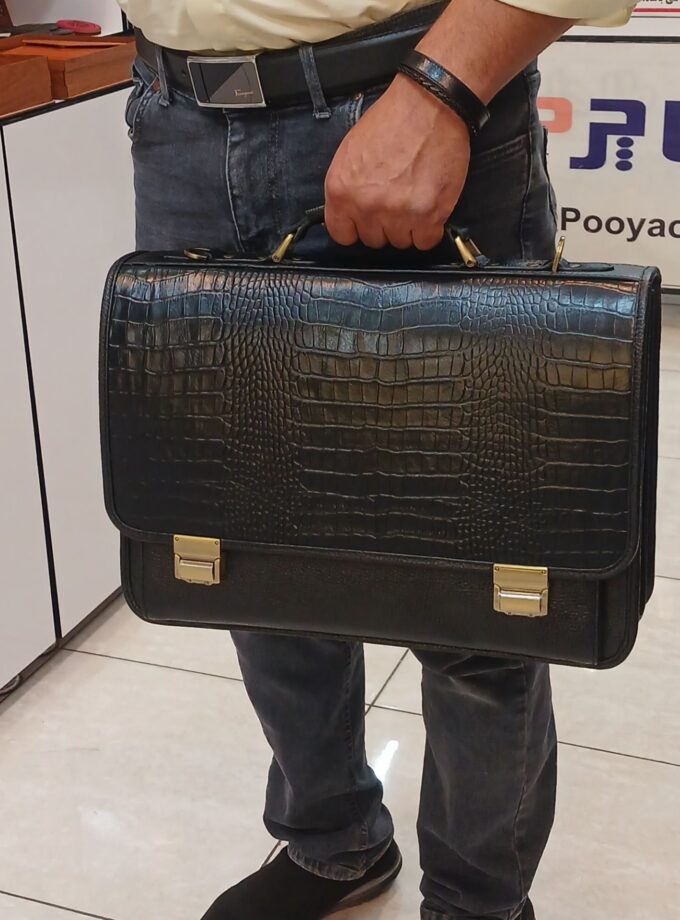 کیف اداری چرم دوقفل رمزدار کد p101