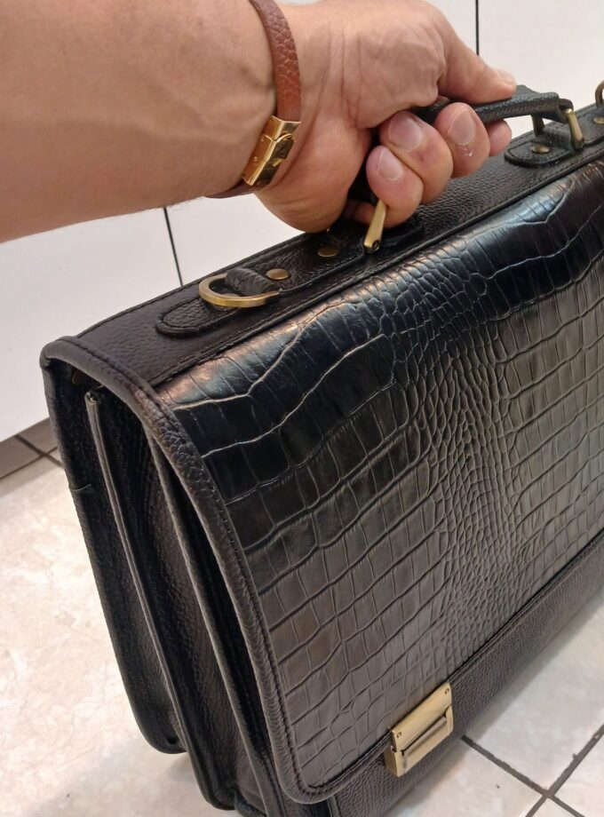 کیف اداری چرم دوقفل رمزدار کد p101