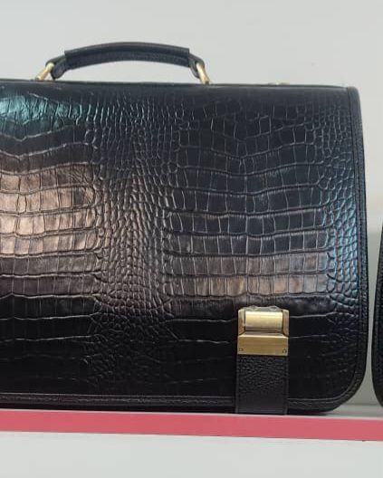 کیف اداری چرم دوقفل رمزدار کد p101