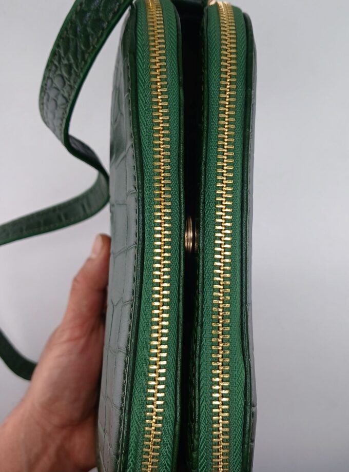 کیف دوشی زنانه چرم طبیعی مگنت وسط کد p131