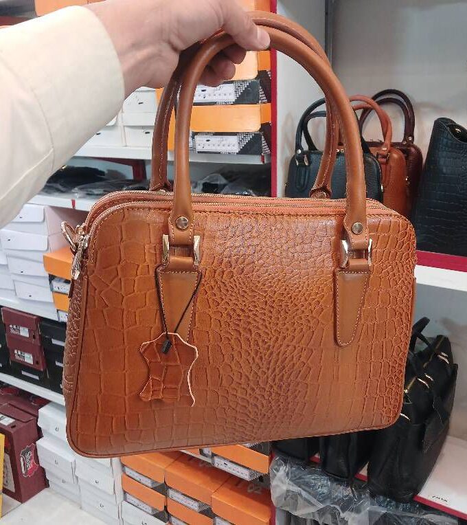 کیف اداری مجلسی زنانه چرم طبیعی