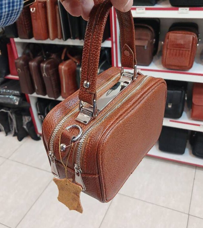 کیف آرایش و دستی دخترانه
