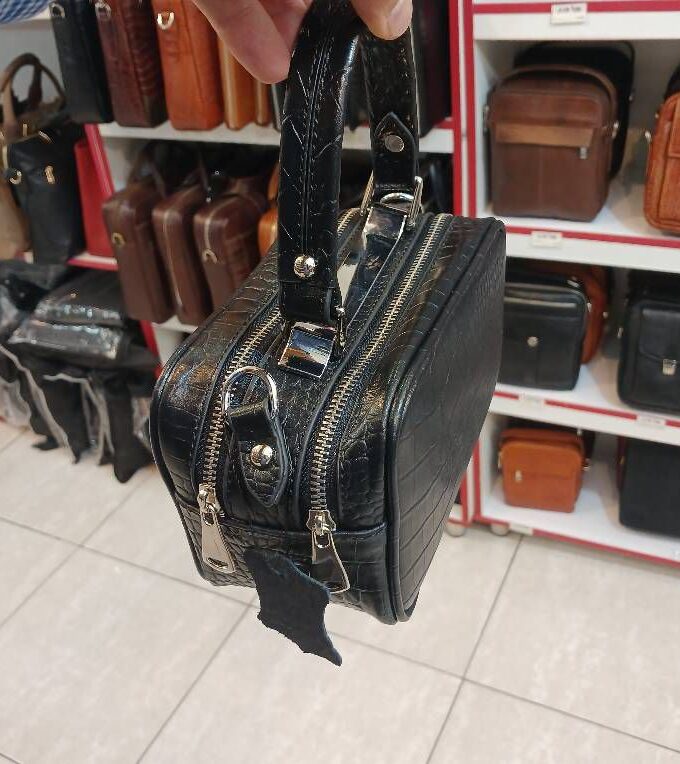 کیف آرایش و دستی دخترانه